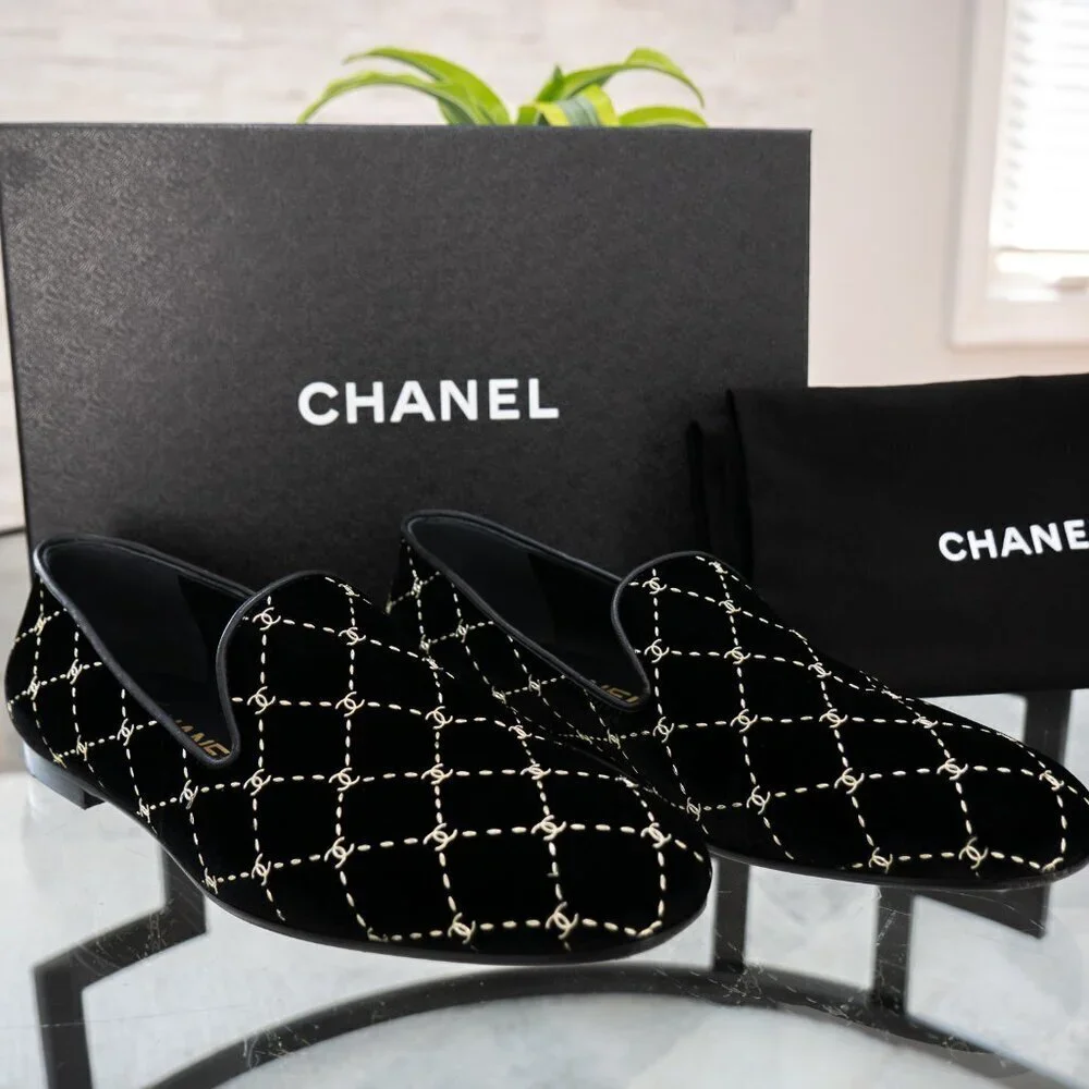 Chanel Black Velvet Diamond CC Patterned Moccasin Loafers | Size 8 | UK 38